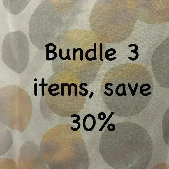 Vera Wang, size S blouse, cream, ribbed bodice, flares at bottom - Picture 7 of 7